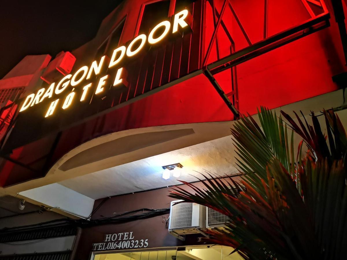 Dragon Door Hotel Sitiawan Ngoại thất bức ảnh